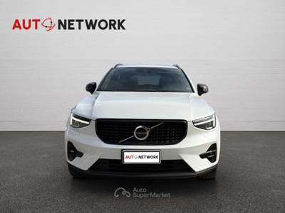 Volvo XC40 T4 Recharge Plug-in Hybrid Ultimate Dark | Tetto Bianco usata Imola