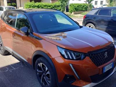 Peugeot 2008 PEUGEOT 2008 Arancione usata CASCINA