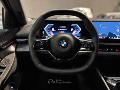 BMW Serie 5 520d D 48V xDrive Touring Grigio usata Bologna