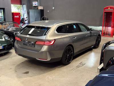 BMW Serie 5 520d D 48V xDrive Touring Grigio usata Bologna
