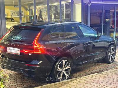 Volvo XC60 T6 PLUG-IN AWD AUTO RECHARGE R-DESIGN FP Nero usata Acquasparta