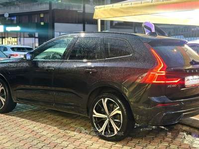 Volvo XC60 T6 PLUG-IN AWD AUTO RECHARGE R-DESIGN FP Nero usata Acquasparta
