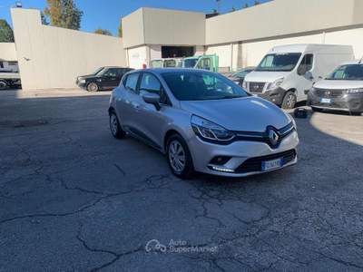 Renault Clio 1.5 dCi 8V 75CV Start&Stop 5 porte Argento usata Massarosa
