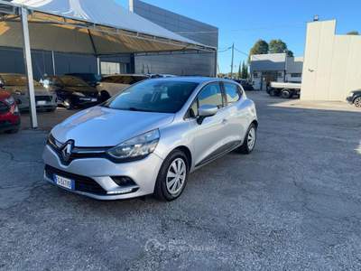Renault Clio 1.5 dCi 8V 75CV Start&Stop 5 porte Argento usata Massarosa