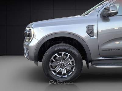 Ford Ranger 2.0 ECOBLUE aut. 205CV DC Wildtrak 5 posti più Iva Grigio usata Napoli