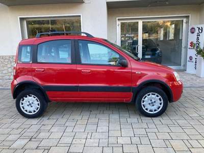 Fiat Panda 1.2 4x4 Rosso usata Cortona
