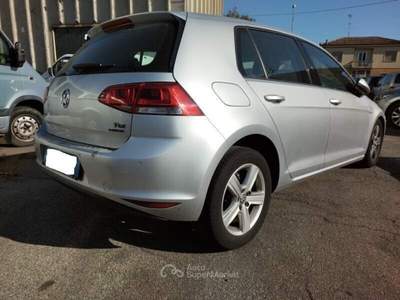 Volkswagen Golf 5p. Highline BlueMotion Argento usata Ferrara