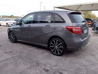 Mercedes-Benz Classe B B 200 CDI Automatic Premium Grigio usata Mesagne
