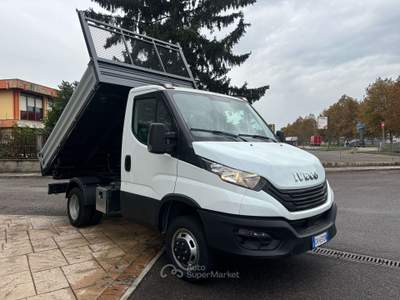 Iveco Daily 35C14 35QLI Ribaltabile Trilat. Garanzia  Iveco Bianco usata Cazzago San Martino