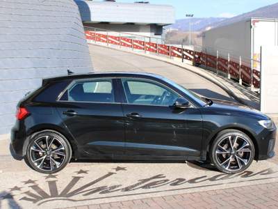 Audi A1 SPB 35TFSI LED-18" -*VINCOLOFINANZIAMENTO* Nero usata Denno