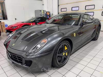 Ferrari 599 GTB Fiorano F1 |CCM|DAYTONA|CARBON Grigio usata Calvatone