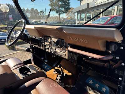 Jeep CJ-5 GOLDEN EAGLE 5.0 V8 ORIGINALE RESTAURATA Nero usata Arsago Seprio