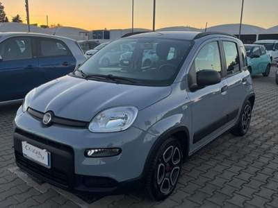 Fiat Panda  1.0 hybrid s&s 70cv 5p.ti Grigio usata Fasano