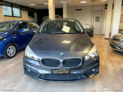 BMW Serie 2 Active Tourer 218d 218d xDrive Active Tourer Luxury aut. Grigio usata San Mauro Pascoli