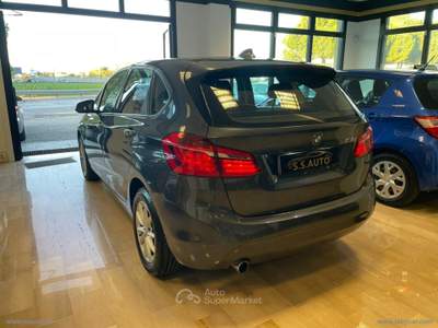 BMW Serie 2 Active Tourer 218d 218d xDrive Active Tourer Luxury aut. Grigio usata San Mauro Pascoli