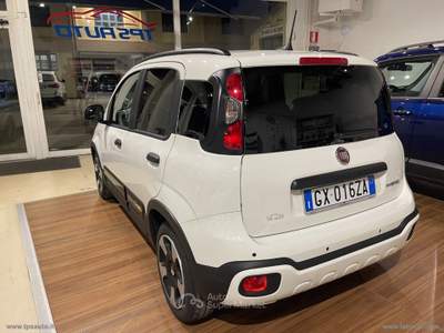 Fiat Panda Panda 1.0 FireFly S&S Hybrid Pandina FIAT PANDINA KM 0 DISPONIBILI VARI COLORI Bianco usata Sesto Fiorentino