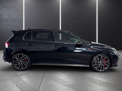 Volkswagen Golf 2023 Volkswagen Golf 2.0 TSI DSG GTI Clubsport Pelle Panoramico Nero usata Novate Mezzola