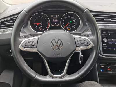 Volkswagen Tiguan 2.0 TDI 150cvSCR DSG Life Iva Detraibile Grigio usata Cercola