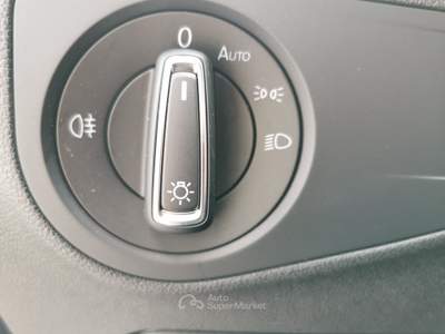 Volkswagen Tiguan 2.0 TDI 150cvSCR DSG Life Iva Detraibile Grigio usata Cercola