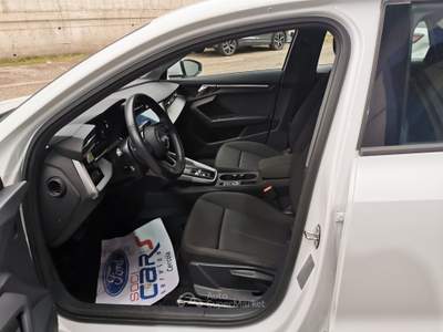 Audi A3 SPB 2.0 30 TDI 115cv Sportback Aut. Business Advanced Iva Detraibile Bianco usata Cercola