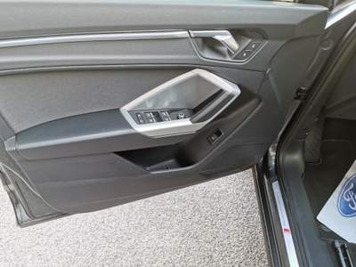 Audi Q3 SPB 35 TDI 150cv Sportback quattro S tronic S line edition Iva Detraiblie Grigio usata Cercola