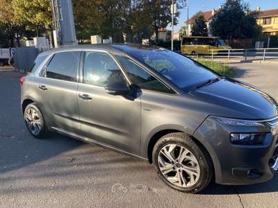 Citroen C4 Picasso 2.0 bluehdi Business s&s 150cv eat6 Grigio usata Treviglio Citroen C4 Picasso 2.0 bluehdi Business s&s 150cv eat6 Grigio usata Treviglio