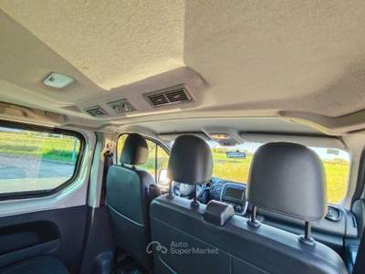 Renault Trafic RENAULT TRAFIC 9 POSTI 2.0 120CV DIESEL Bianco usata Azzano Decimo