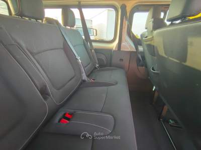 Renault Trafic RENAULT TRAFIC 9 POSTI 2.0 120CV DIESEL Bianco usata Azzano Decimo