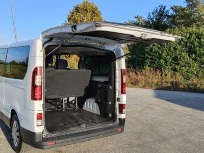 Renault Trafic RENAULT TRAFIC 9 POSTI 2.0 120CV DIESEL Bianco usata Azzano Decimo