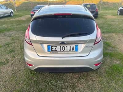 Ford Fiesta 5 porte Grigio usata COMACCHIO
