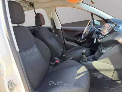 Peugeot 208 VAN 100CV 2POSTI Bianco usata San Miniato