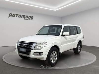 Mitsubishi Pajero 3.2 5p. 7 POSTI - GANCIO Bianco usata San Miniato