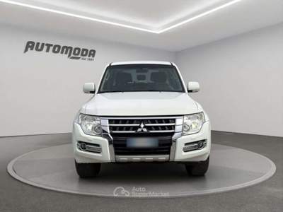 Mitsubishi Pajero 3.2 5p. 7 POSTI - GANCIO Bianco usata San Miniato