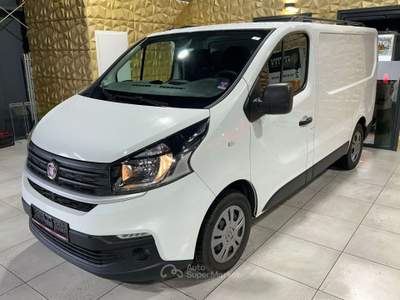 Fiat Talento Kasten L1H1 1,2t SX/3-SITZ/NAVI/KAMera Clima Bianco usata Roma