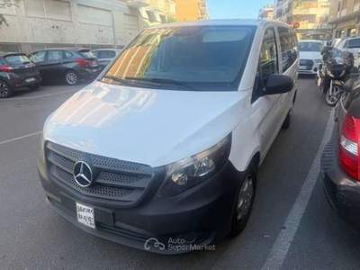 Mercedes-Benz Vito 9 posti Long navi camera, Clima, C manuale Bianco usata Roma
