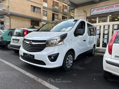 Opel Vivaro 120cv Bianco usata Roma