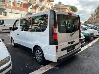 Opel Vivaro 120cv Bianco usata Roma