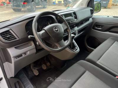 Opel Vivaro Opel Vivaro 9 posti nuovo modello clima Bianco usata Roma