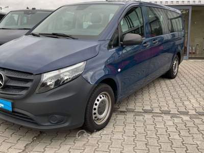 Mercedes-Benz Vito 8 posti c. aut navi pdc doppia porta Extra Long Blu/Azzurro usata Roma
