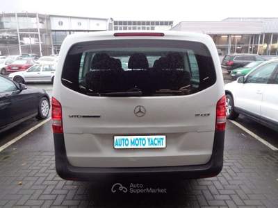Mercedes-Benz Vito Tourer 111 CDI 9 POSTi manuale Bianco usata Roma