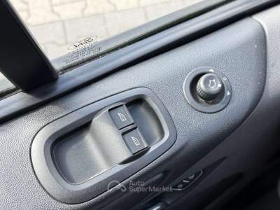Ford Transit Custom C Manuale 9 posti clima pdc Bianco usata Roma