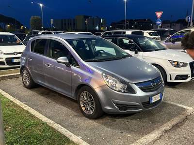 Opel Corsa opel corsa 1.2 gpl 111 anni anniversario opel  Argento usata Tivoli