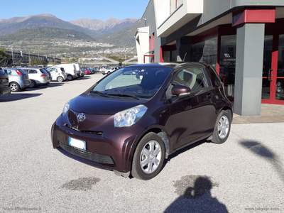 Toyota iQ iQ 1.0 Multidrive Lilla usata Scurelle