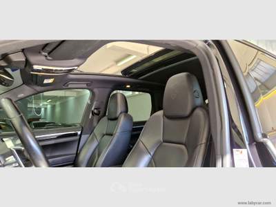 Porsche Cayenne Cayenne 3.0 Diesel 250CV Platinum Edit. Nero usata Fonte Nuova