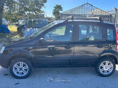 Fiat Panda 4x4 Nero usata Terlizzi