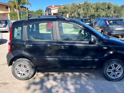Fiat Panda 4x4 Nero usata Terlizzi