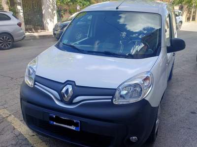 Renault Kangoo 5 porte Stop & Start Limited N1 con coibentazione Bianco usata Valenzano