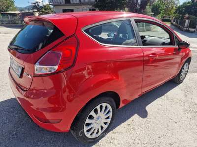 Ford Fiesta Ford Fiesta 1.4 GPL neopatentati Rosso usata FERMO