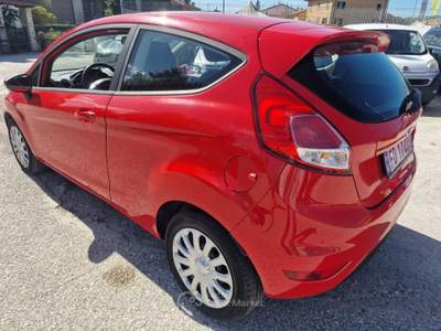 Ford Fiesta Ford Fiesta 1.4 GPL neopatentati Rosso usata FERMO