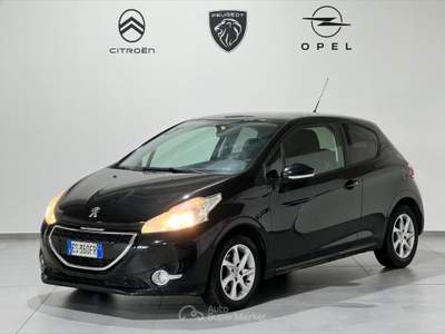 Peugeot 208 I 2012 -  3p 1.4 hdi 8v Access c/reg.vel. Nero usata Novi Ligure
